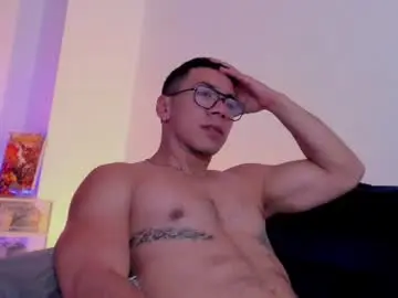 Chaturbate Live Sex of bastian_franco01
