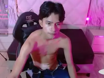 Chaturbate Adult Video Chat of chos_tay