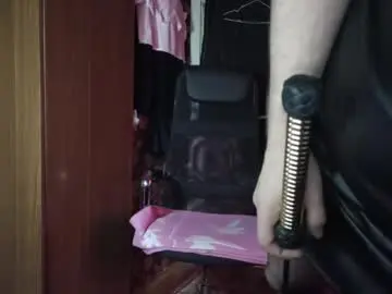Chaturbate Sex Chat of cremjee