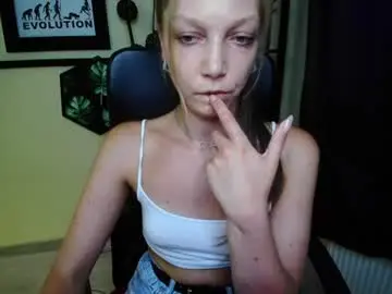 Chaturbate Nude Webcam of emilly_xkiss
