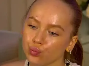 Chaturbate Adult Video Chat of emisterling