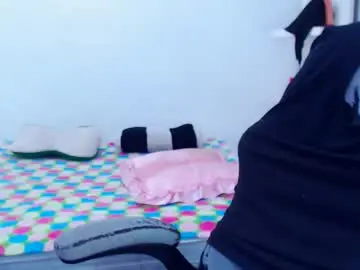 Chaturbate Sex Cam of angie_dreamgirl
