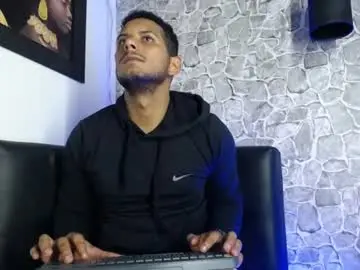 Chaturbate Best live sex cam show of chris_dick2