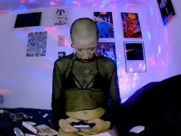 Chaturbate Free Live Porn of plutonbluemoon_999