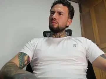 Chaturbate Live Porn of master_steven_01