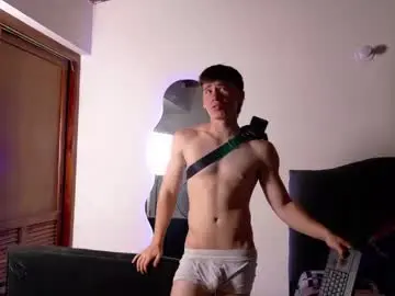 Chaturbate Adult Webcam of harry_brown2324