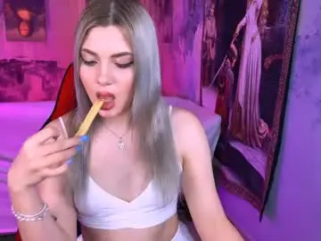 Chaturbate Nude Webcam of hyileyclark