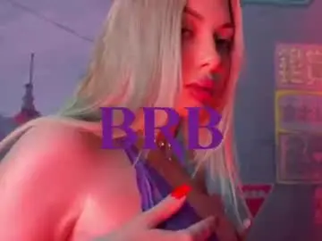 Chaturbate Sex Cam of hyileyclark