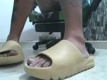 Chaturbate Watch Live Sex Cams of srfindomfeet_