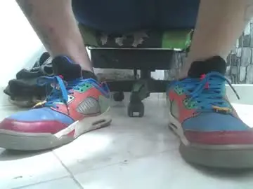 Chaturbate Free Live Porn of srfindomfeet_
