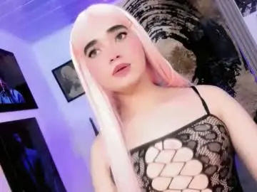 Chaturbate Watch Live Sex Cams of isabella_vogue