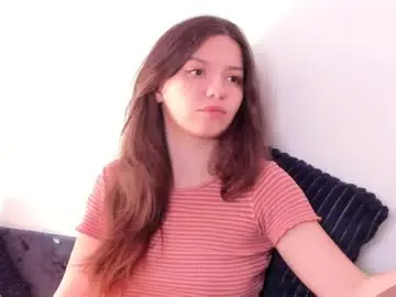 Chaturbate Best live sex cam show of miabellee_