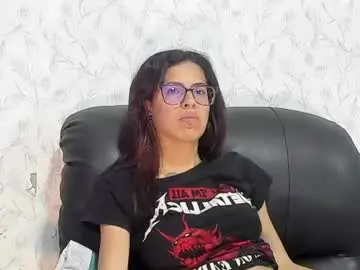 Chaturbate Live Sex of emily_loperaa