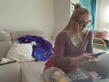 Chaturbate Free Porn Cam of tattoobbgirl
