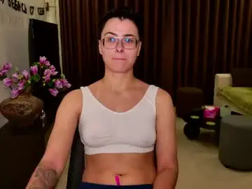 Chaturbate Best live sex cam show of chloe_x_