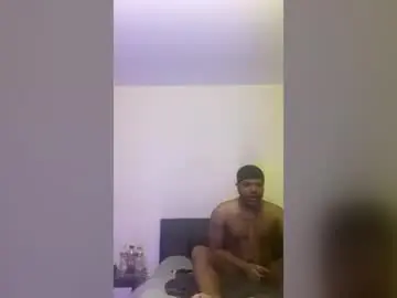 Chaturbate Live Sex Cam of tevinbankz