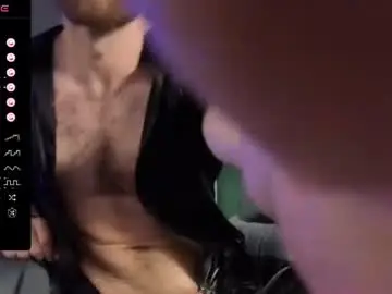 Chaturbate Free Porn Cam of damonking01