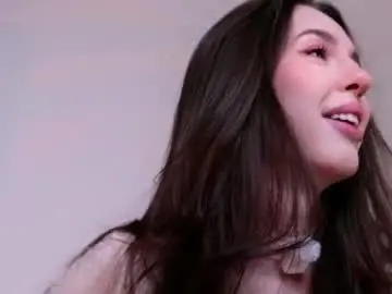 Chaturbate Live Sex Cam of milky_sofa