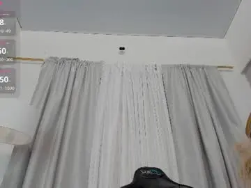 Chaturbate Sex Chat of alexa_foxx27