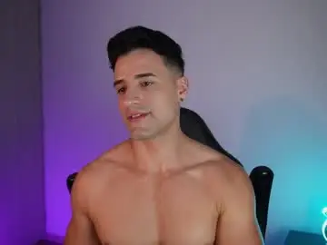 Chaturbate Best live sex cam show of krops_