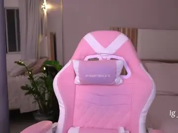 Chaturbate Free Live Porn of annyhizzle