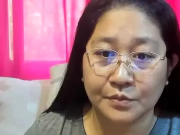 Chaturbate Live Sex Cam of sweetpilipina88
