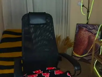 Chaturbate Sex Cam of hotlaracroft