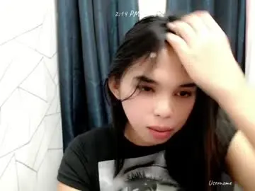 Chaturbate Free Porn Cam of pinay_heart