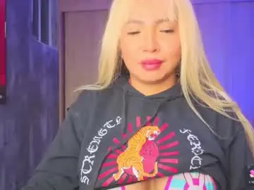Chaturbate Live Sex Cam of lexybell1