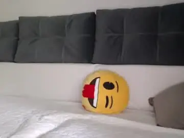 Chaturbate Live Sex of kitcatheaven4u