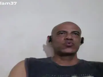 Chaturbate Live Porn of retlam37
