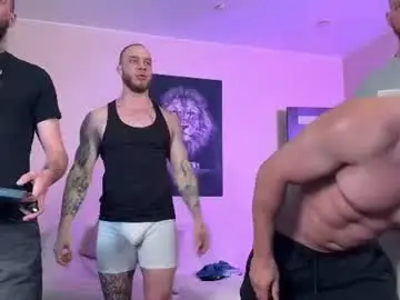 Chaturbate Live Sex Cam of michaelbradley_for_u