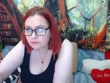 Chaturbate Best live sex cam show of dyannelovee