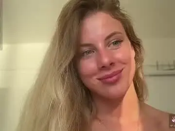 Chaturbate Watch Live Sex Cams of evymiuu