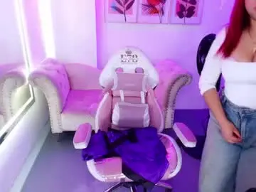 Chaturbate Free Porn Cam of nahomi_velmont