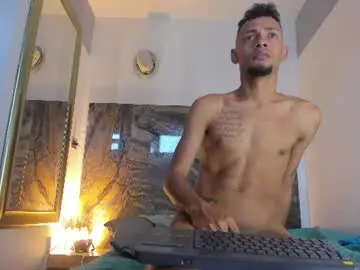 Chaturbate Free Live Porn of emanuel_26