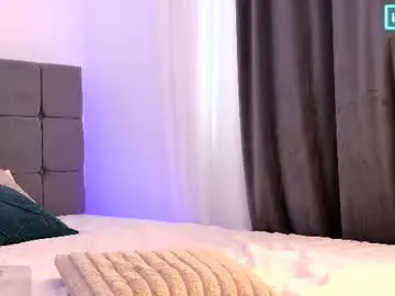 Chaturbate Watch Live Sex Cams of littleblondbunny