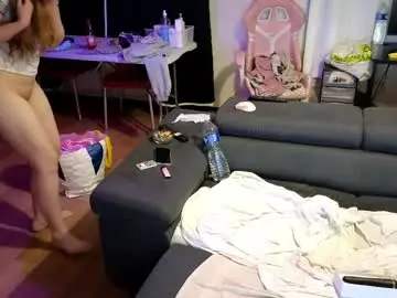 Chaturbate Live Porn of sweetjulia2813