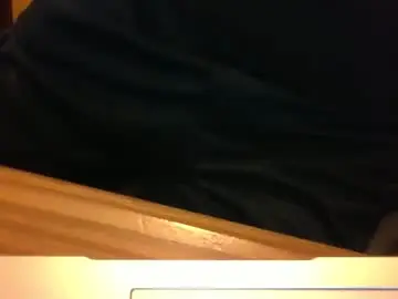 Chaturbate Live Sex Cam of robjh1273