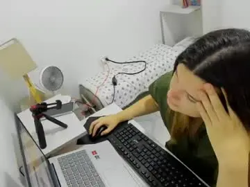 Chaturbate Live Sex Cam of kity021