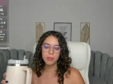 Chaturbate Live Sex Cam of sienna_luxor