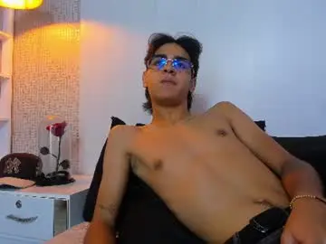 Chaturbate Watch Live Sex Cams of davidcahs17_