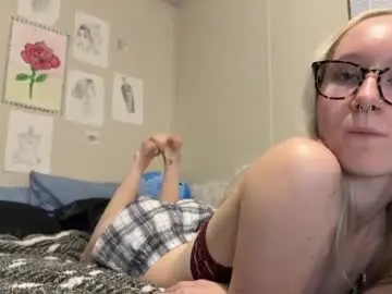 Chaturbate Sex Chat of itshallie