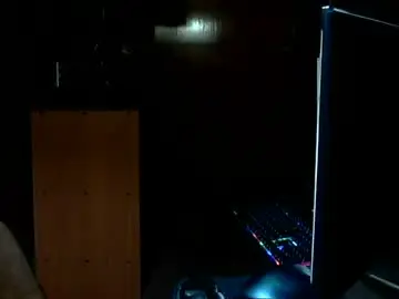 Chaturbate Watch Live Sex Cams of adrianlatino