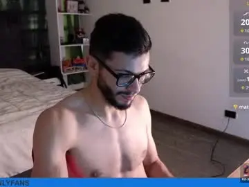 Chaturbate Live Porn of phantom_bigger1