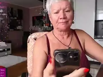 Chaturbate Live Sex Cam of roxana_brooks