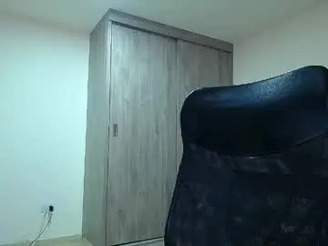 Chaturbate Free Porn Cam of andre_parker