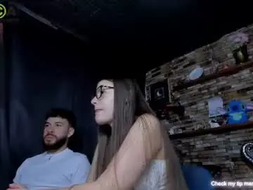 Chaturbate Live Sex Cam of mia_and_vincentt