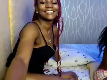 Chaturbate Live Sex Cam of raven_luxe