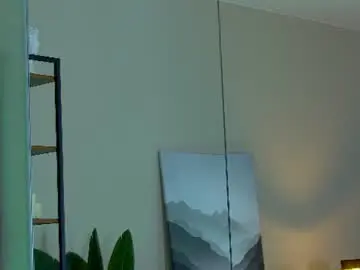 Chaturbate Watch Live Sex Cams of yungtessa